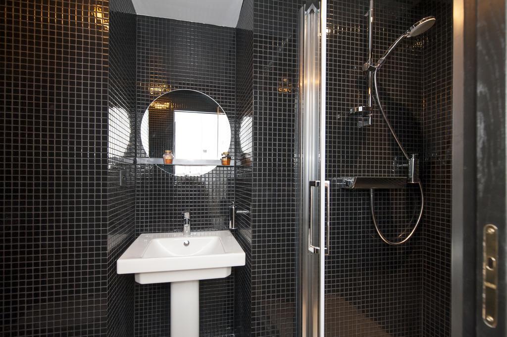 Appartements Saint-Germain - Odeon Париж Екстериор снимка